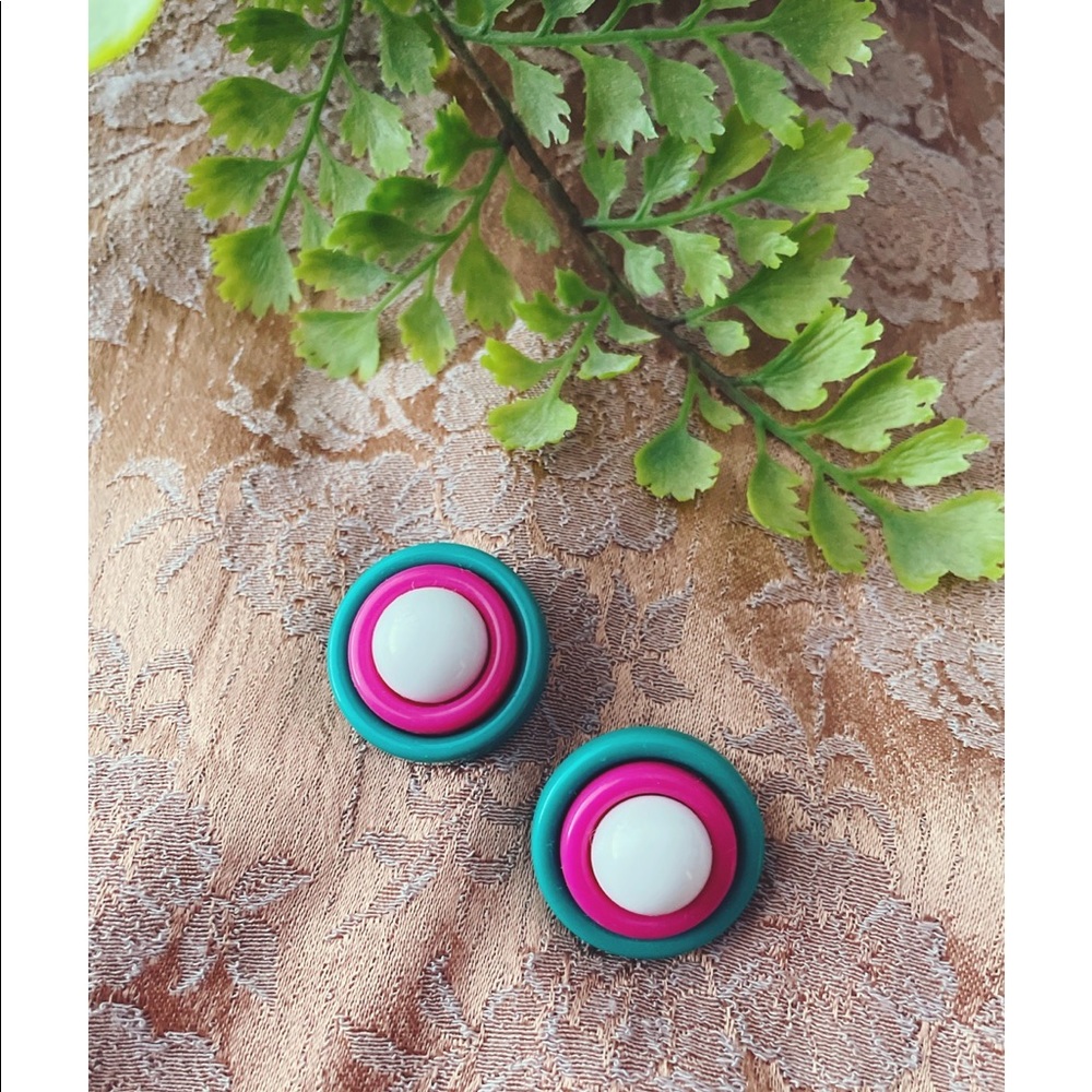 Bullseye Vintage Turquoise and Magenta Earrings